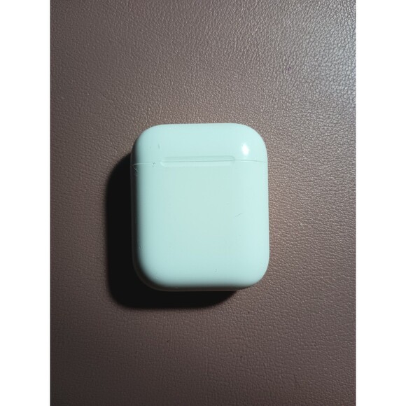 Apple AirPods Gen 2 Case Only - Picture 1 of 5